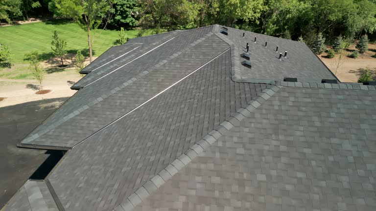 Best Roof Installation  in Whitewater, WI