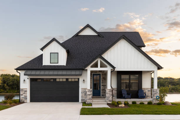Best Flat Roofing  in Whitewater, WI